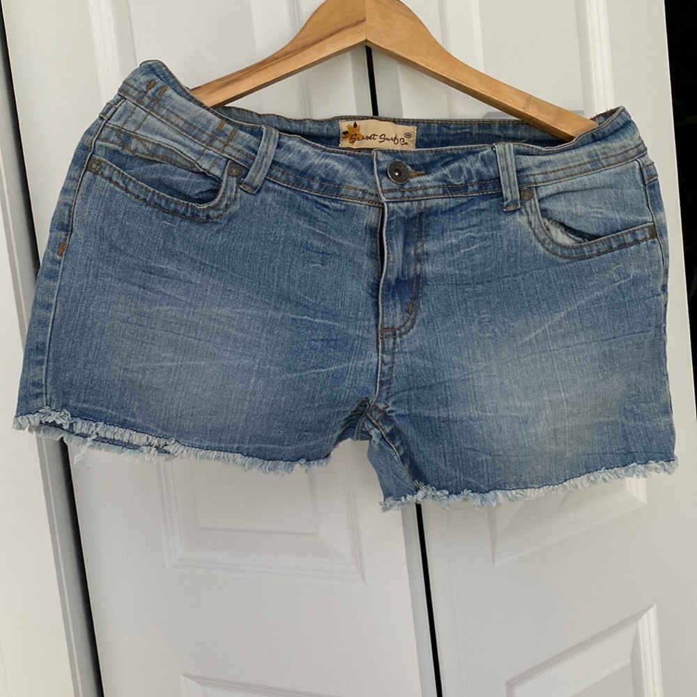 Cute denim shorts